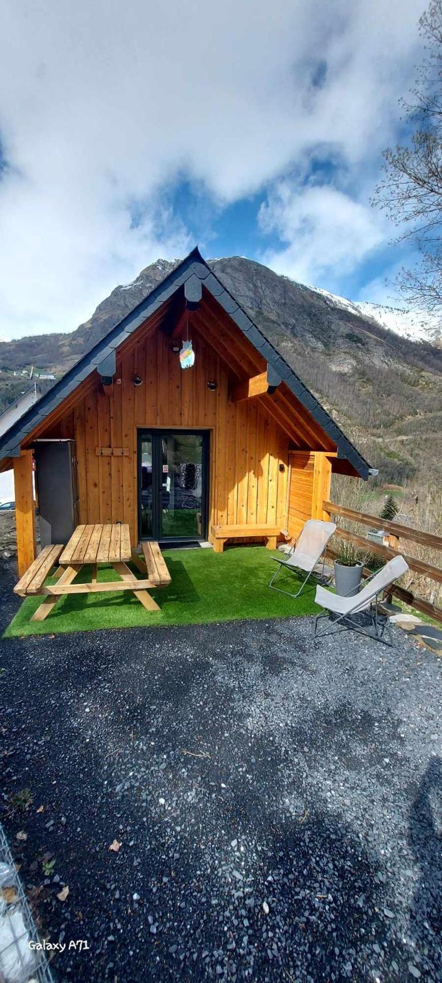 Chalet Sanset Gedre Luaran gambar